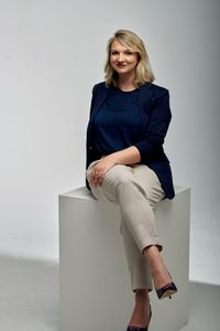Sonja Sachsenhofer, MA MBA